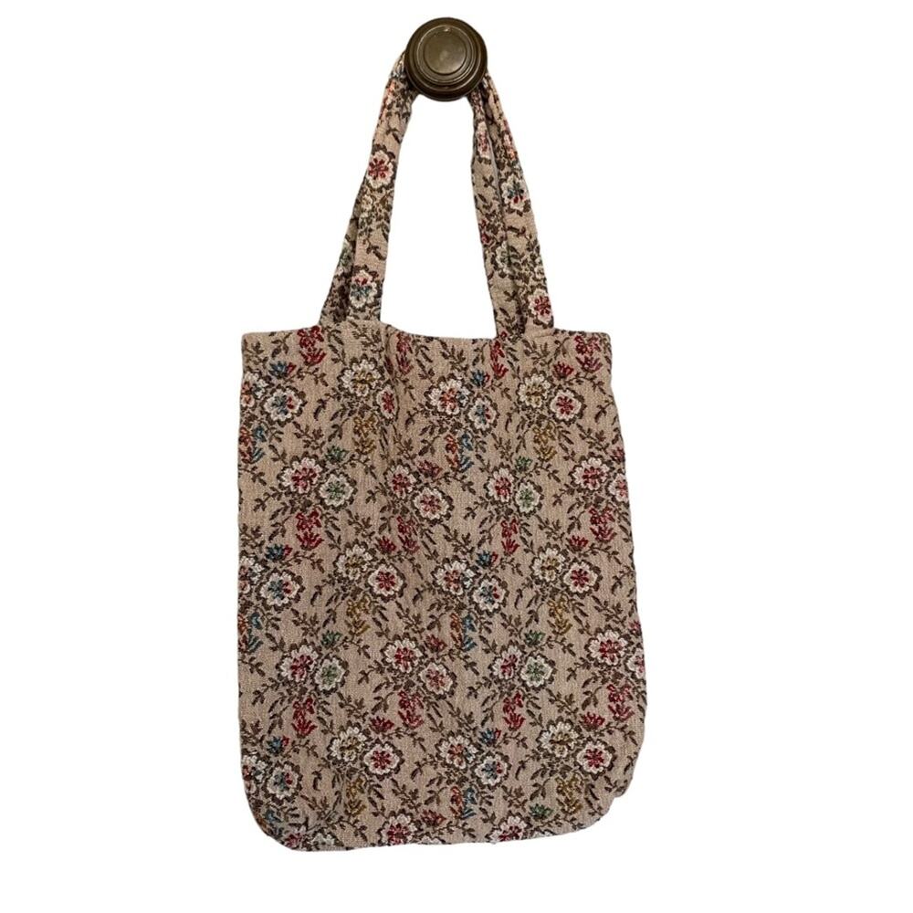 Floral Tapestry Fabric Tote Granny Core lagenlook